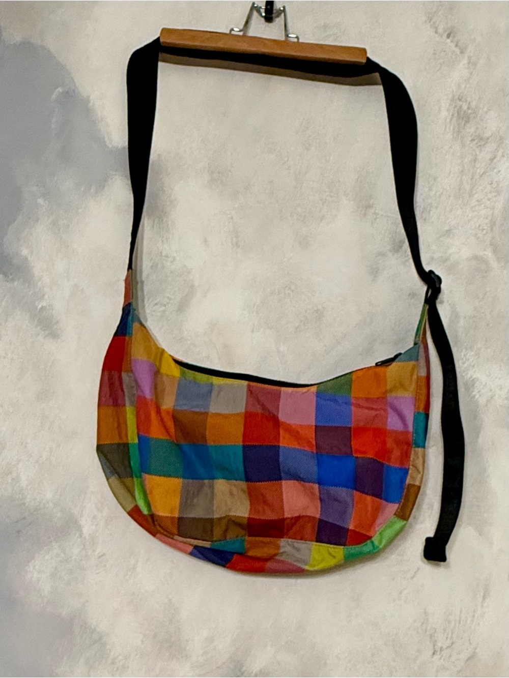 BAGGU Multicolor Patchwork Crescent Shoulder Bag with Black Strap - Picture 2 of 8